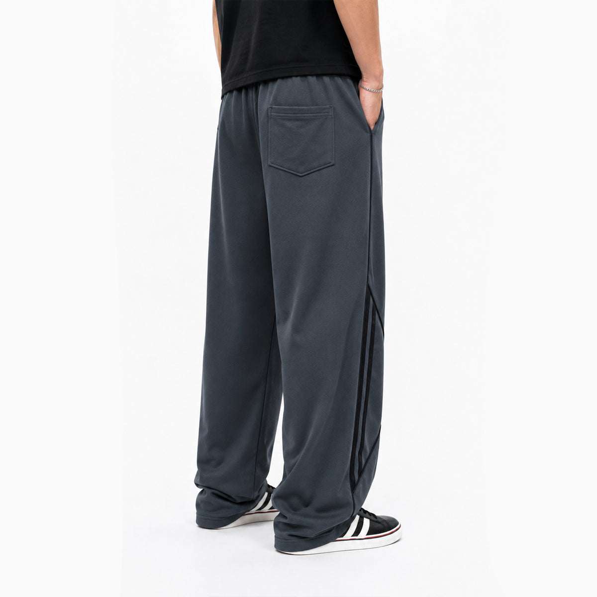 Wanted sweatpants